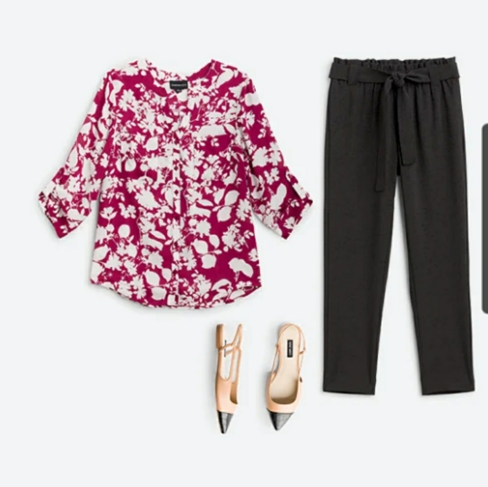 Fortune And Ivy Button Down. Size Small - image 1